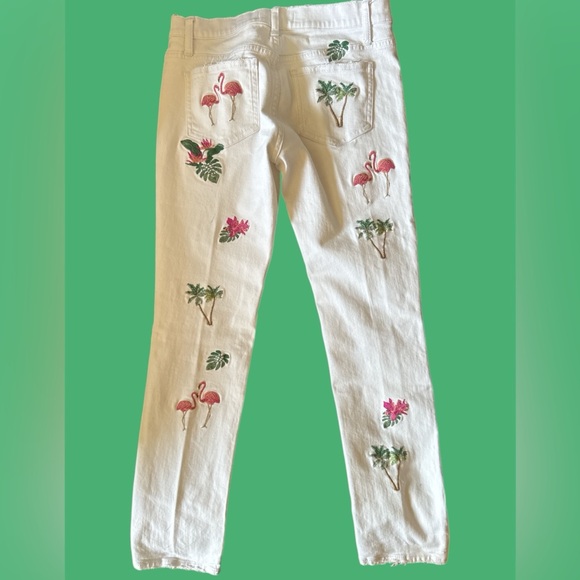 Whimsical Pink and White Skinny Jeans with Floral Embroidery - Picture 3 of 7